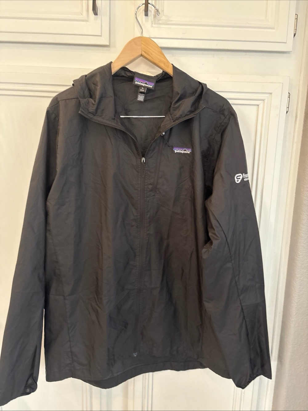 Patagonia Men’s XL Houdini Lightweight Hooded Black Windbreaker Jacket! Logo!